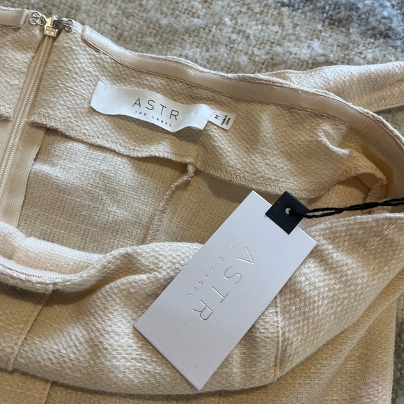 ASTR the label NWT size M Mini dress - Picture 3 of 5